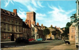 Park Streek Woodstock Old Car Do Salmon Cameracolour England Postcard 