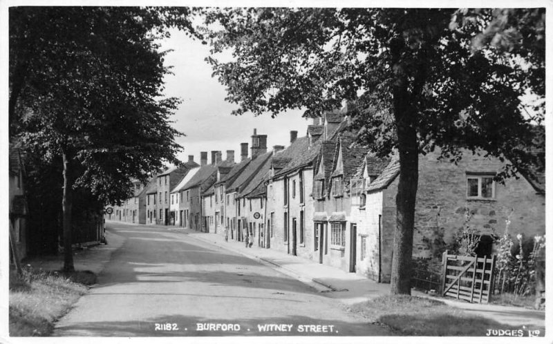 Burford England Witney Street Real Photo Vintage Postcard AA68323