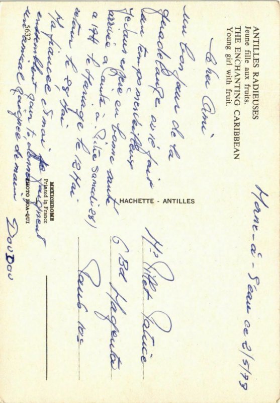 CPM Young girl with fruit MARTINIQUE (871617)