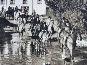 Devon Dartmoor Malmsmead EXMOOR FOXHOUNDS / HUNT - Old RP Postcard