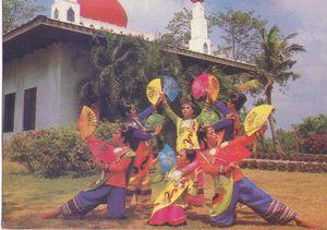 PHILIPPINES    SAU SAU DANCE   -002