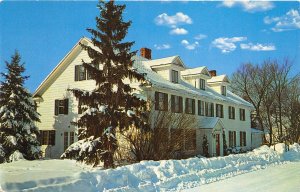 Middlebury Vermont 1960s Postcard The Dog Team Restaurant