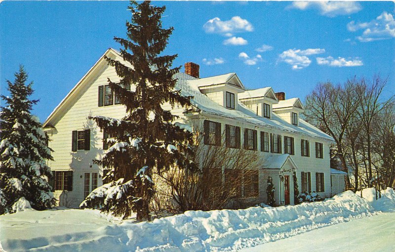 Middlebury Vermont 1960s Postcard The Dog Team Restaurant