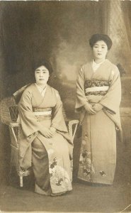 c1910 Studio RPPC Postcard 2 Japanese Women in Traditional Kimonos, Unknown US