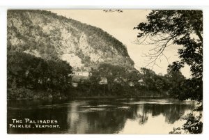 VT -  Fairlee. The Palisades    *RPPC