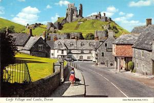 uk35971 corfe village and castle dorset uk lot 4 uk