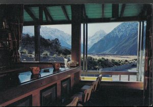 New Zealand Postcard - The Hermitage, Mount Cook National Park    LC3807