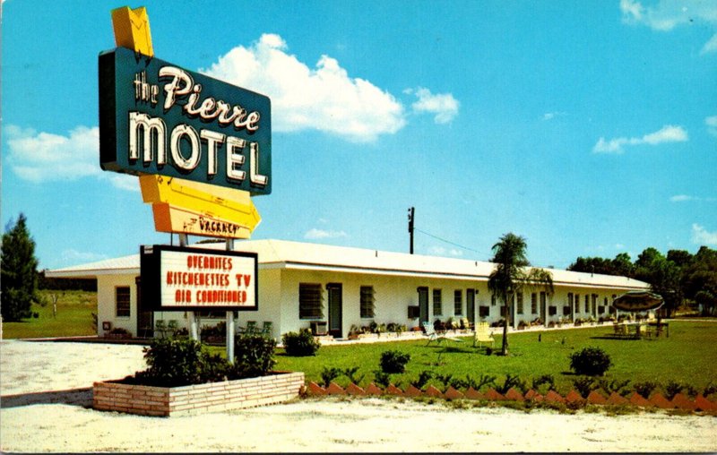 Florida Zephyrhills The Pierre Motel 1966