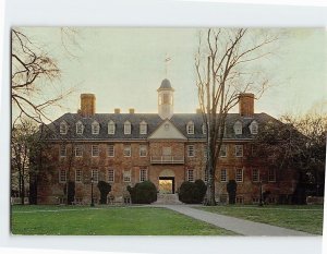 Postcard The Wren Building College of William & Mary Williamsburg Virginia USA