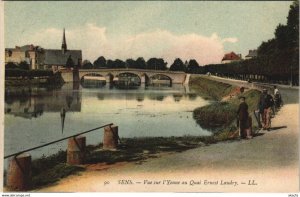 CPA SENS Vue sur l'Yonne au Quai Ernest Laudry (1197592)