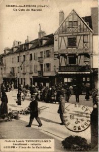 CPA SEMUR-en-Auxois Un Coin du Marche (611395)