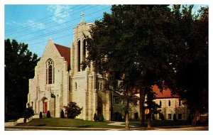 Postcard CHURCH SCENE Mason City Iowa IA AP0390