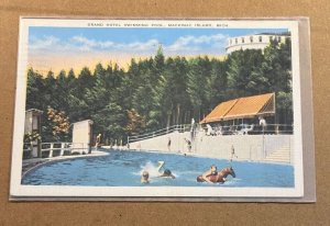 VINT 1947 USED .01 POSTCARD - GRAND HOTEL SWIMMING POOL, MACKINAC ISLAND, MICH