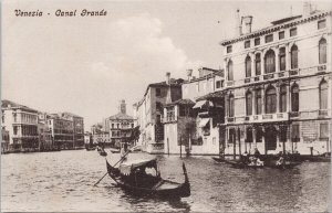 Venice Italy Venezia Canal Grande Boat Unused Postcard H42