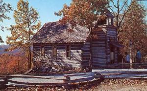 MO - Branson, Wilderness Log Church, Silver Dollar City, Marvel Cave Park 