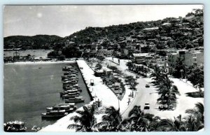 RPPC  ACAPULCO, MEXICO  Birdseye PASEO COSTERO ca 1950s Real Photo  Postcard