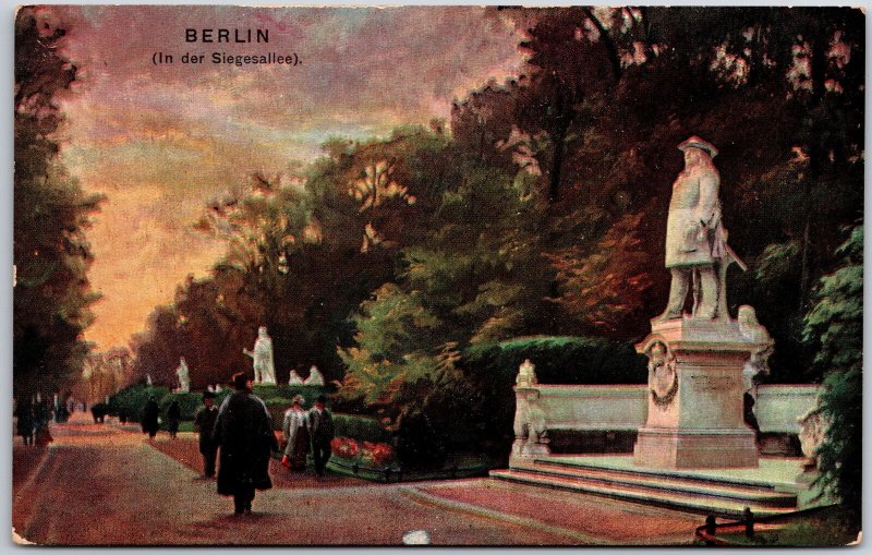 (In Der Siegesallee) Berlin Germany Monument Statue Sunst Roadway View Postcard