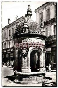 Modern Postcard St Jean D & # 39Angely Fountain Pillory