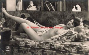 918733-Studio Shot, RPPC, Beautiful Risque Nude French Woman Laying on Coach