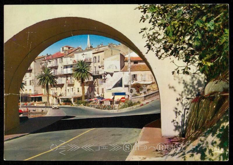 Calvi - Voute d'entree sur le port