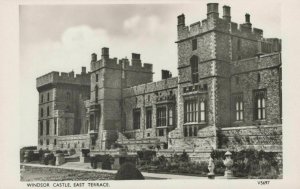 Berkshire Postcard - Windsor Castle, East Terrace  RS22621