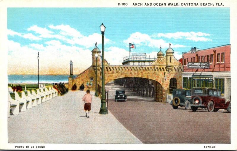 Florida Daytona Beach Arch and Ocean Walk Curteich