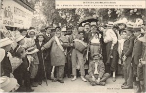 CPA NÉRIS-les-BAINS - Fete du Syndicat local artistes travestis (125510)