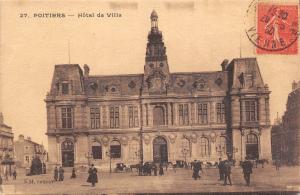 BF4506 poitiers hotel de ville france