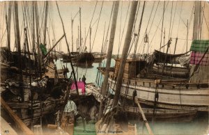 PC CPA SINGAPORE, CHINESE JUNK, VINTAGE POSTCARD (b4260)