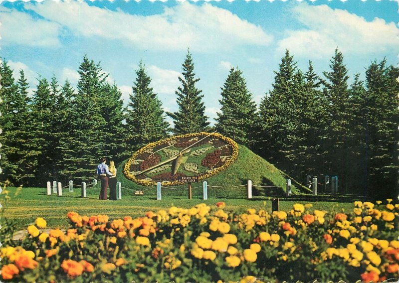 Postcard Canada International peace Garden