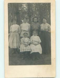 Pre-1920's rppc FIVE PRETTY GIRLS ALL WITH BOWS IN HAIR - WITH MOM r6281