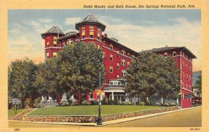 AR, Arkansas HOTEL MOODY & BATH HOUSE~Hot Springs National Park c1940's Postcard