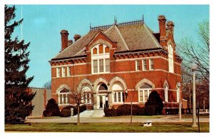 Postcard BUILDING SCENE Dover Delaware DE AS5103