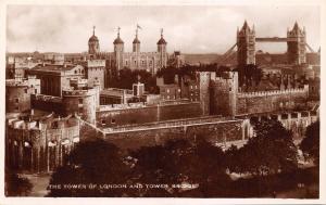 BR65021 the tower of london and tower bridge real photo uk