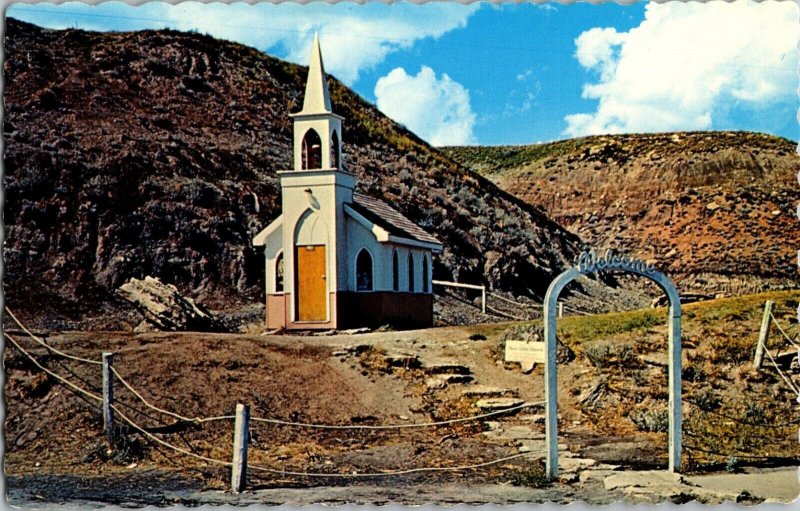 1960s World's Largest Little Church Drumheller Alberta Postcard Vintage