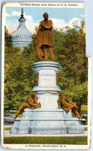 M-63231 Garfield Statue with Dome of US Capitol in Distance Washington D C