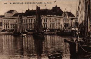 CPA TROUVILLE - Reine des Plages Le Casino (422386)