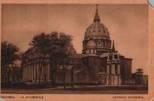 VINTAGE POSTCARD CATHOLIC CATHEDRAL AT MONTREAL QUEBEC 2 CORNERS CHIPPED FAULTS