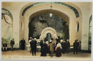 France Vichy La Source des Celestins Postcard R11