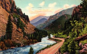 USA Through The Pines And Cliffs In The Rockies Colorado Linen Postcard 09.82