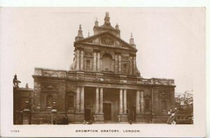 London Postcard - Brompton Oratory - Real Photograph - Ref 10557A