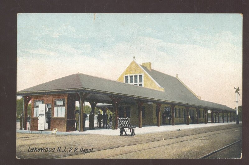 LAKEWOOD NEW JERSEY RAILROAD DEPOT TRAIN STATION NJ VINTAGE POSTCARD