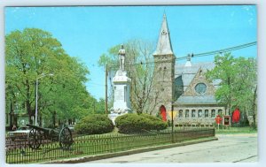 FLEMINGTON, NJ ~ Civil War Monument PRESBYTERIAN CHURCH Main Street  Postcard