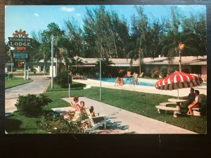 Vintage Postcard 1956 Rainbow Lodge St. Petersburg Florida