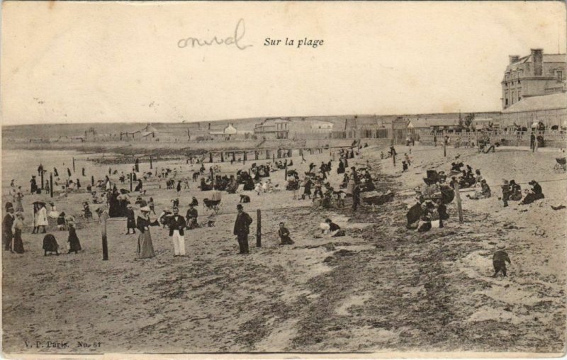 CPA ONIVAL sur la Plage (18579)