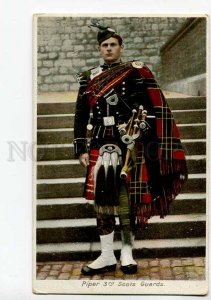 3037497 UK Piper 3rd Scots Guards Musician Vintage PC