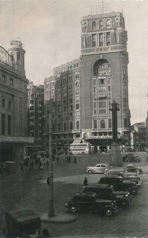 Madrid, Spain - Plaza del Callao y Palacio de la Prensa - pm 1953
