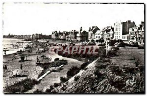 Modern Postcard Les Sables d & # 39Olonne Beach and the embankment seen from ...