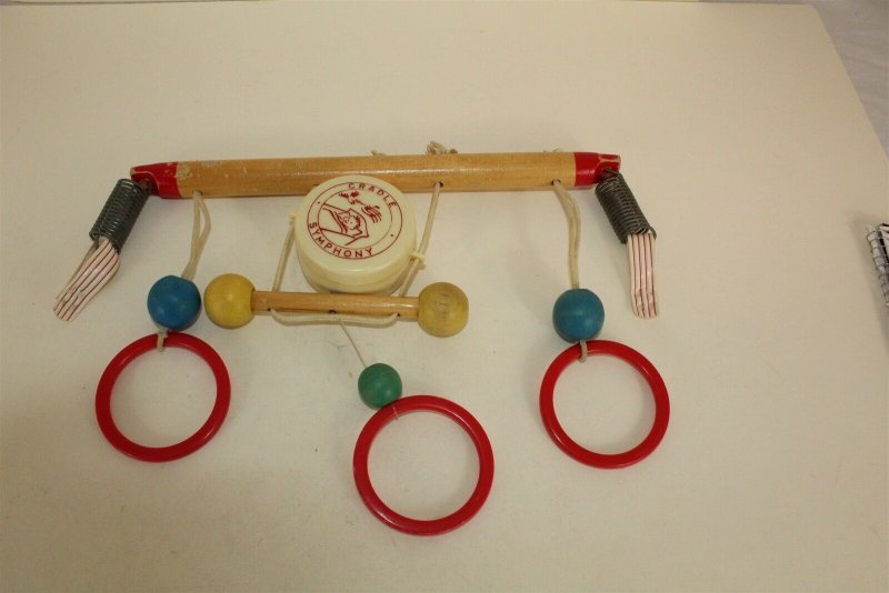 Collectible Vintage Cradle Symphony Wood & Plastic Toy Music Box Works