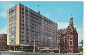 America Postcard - City Hall & New Municipal Building, Milwaukee Wisconsin A9903